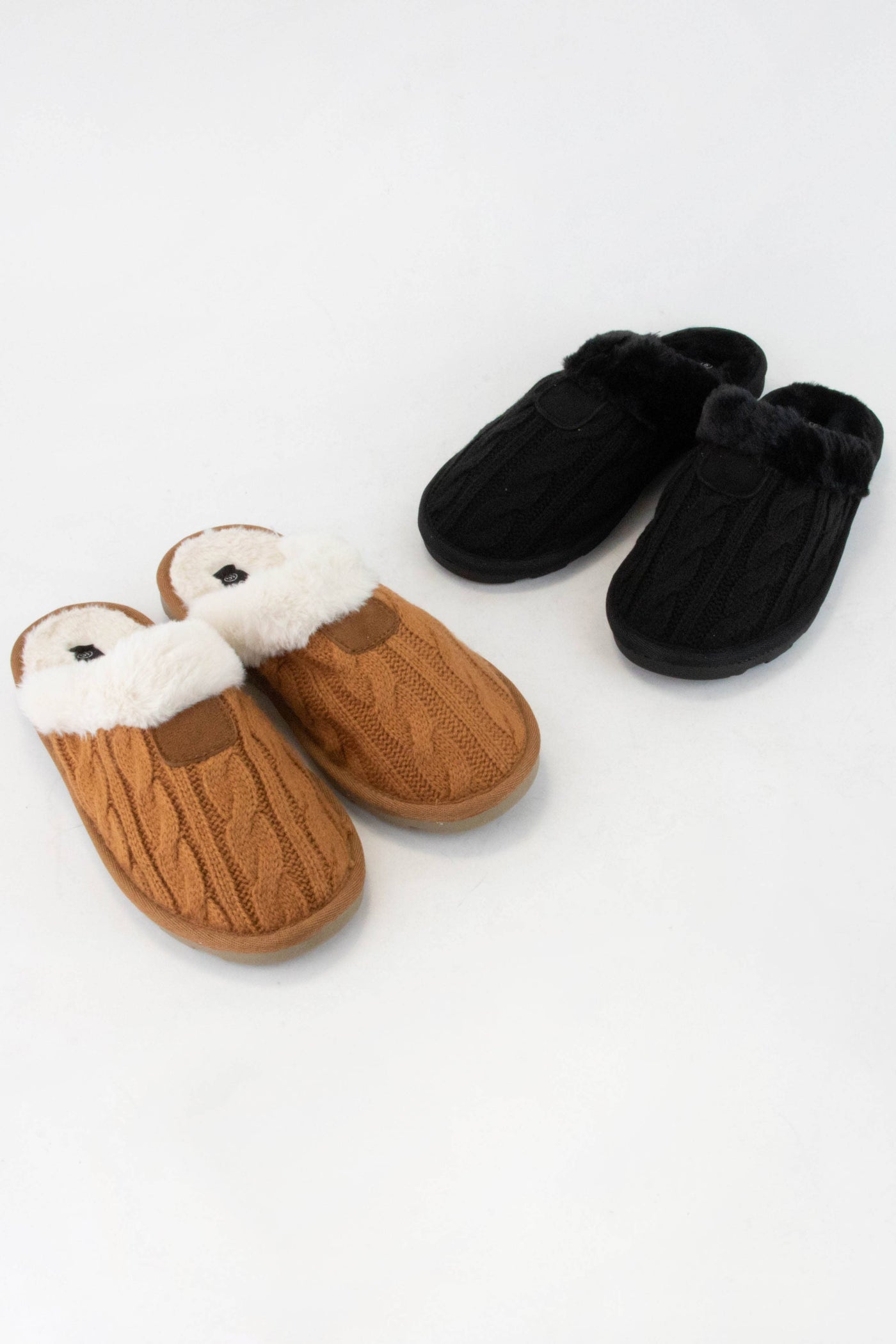 Real Cable Knit Slippers (White)
