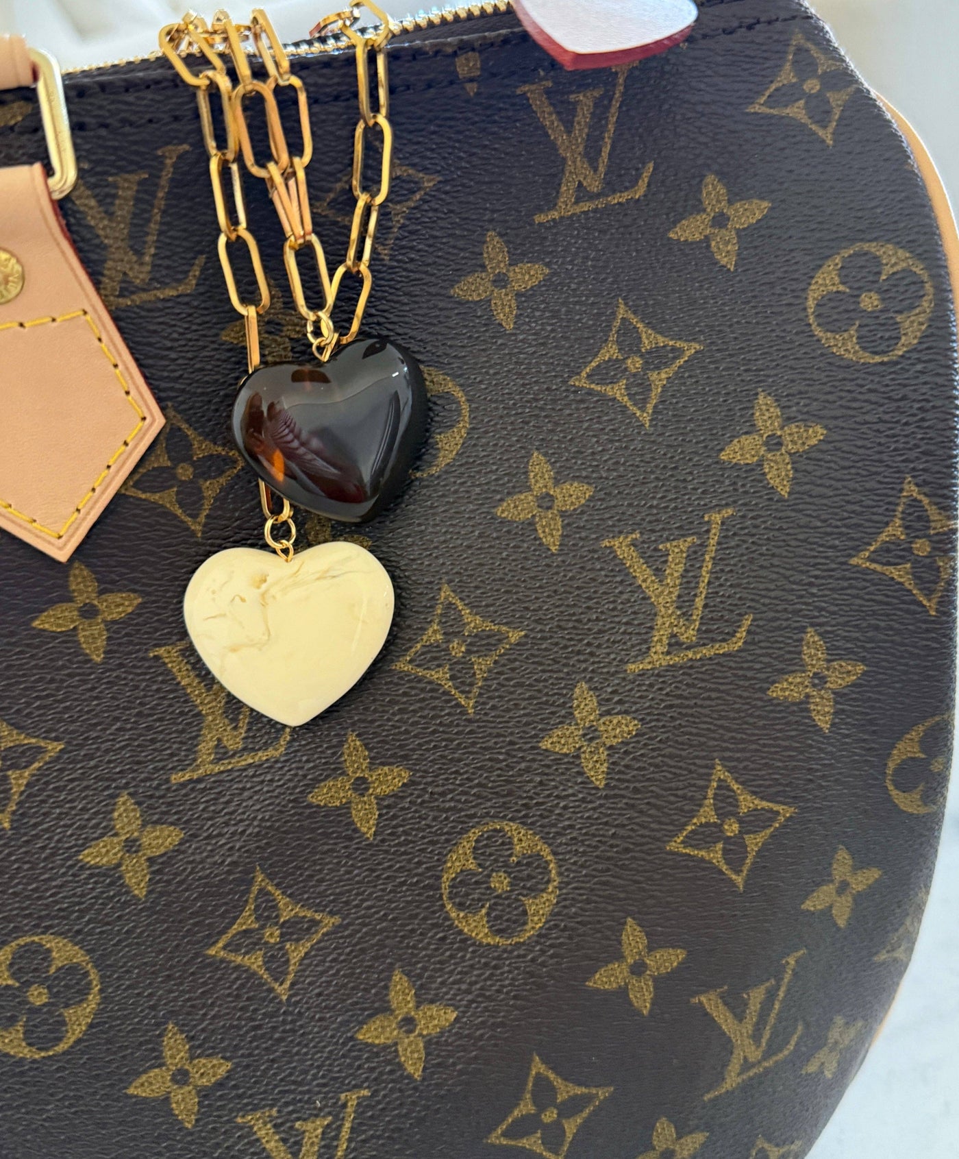 HARLOW NECKLACE: WHITE