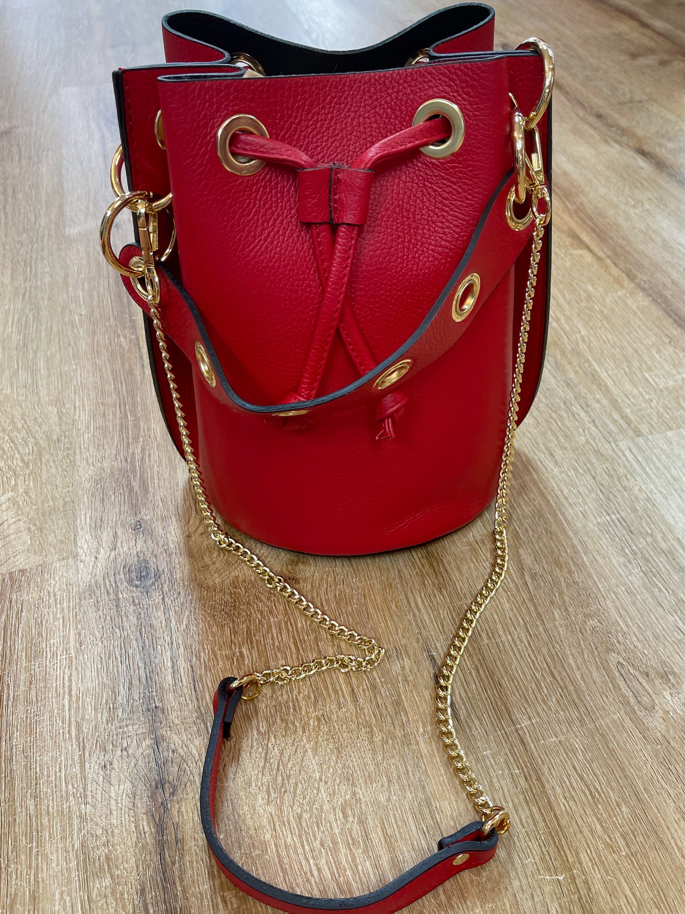 District Leather Bucket Lg (Red)